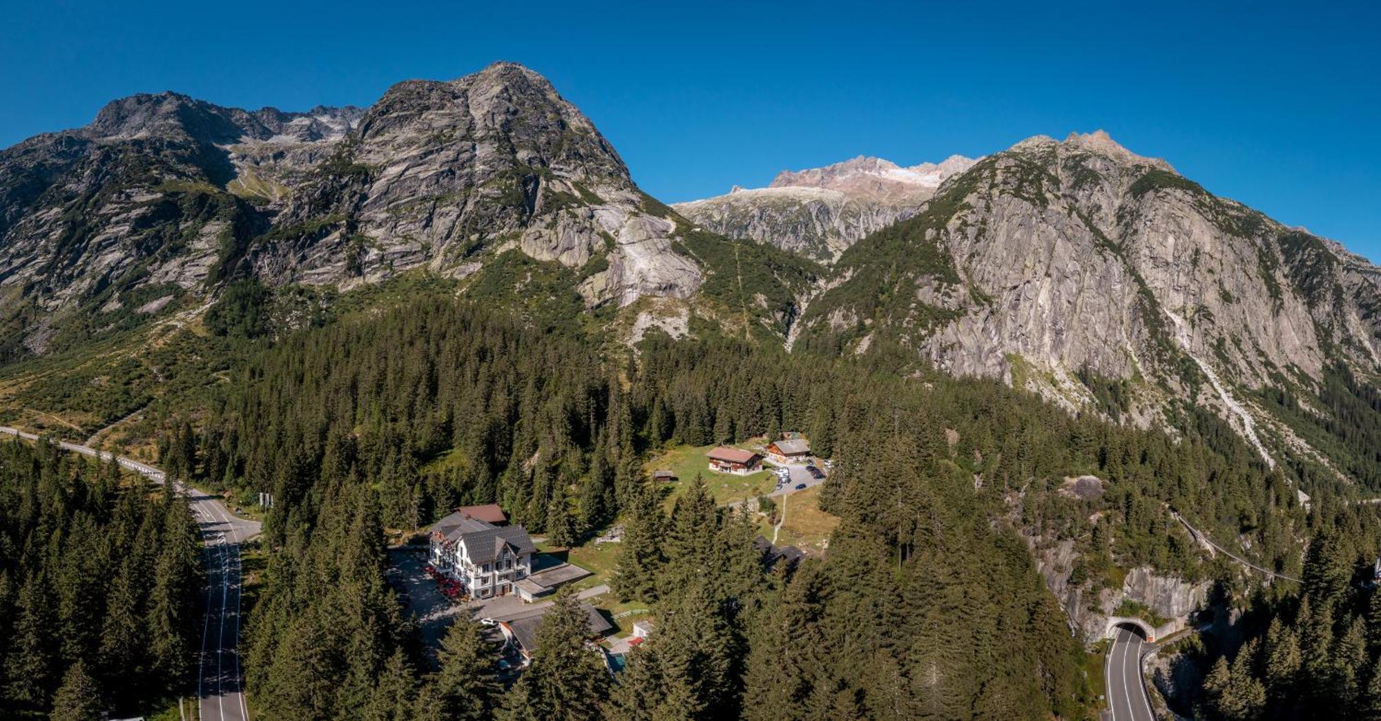 Hotel Und Naturresort Handeck 3*